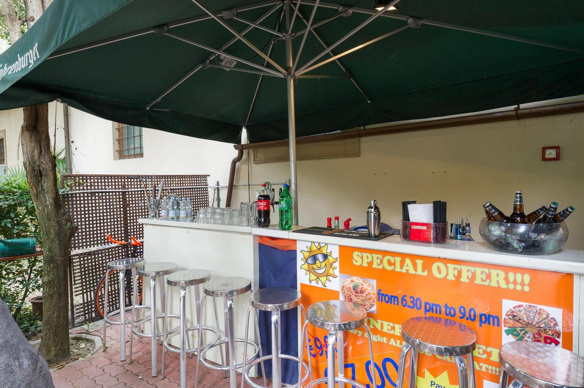Hostal 7 Santi